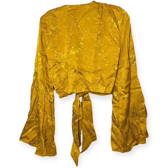 House of Harlow 1960 x Revolve Gold Metallic Tie Front Blouse Bell Sleeve Top S - Picture 6 of 8